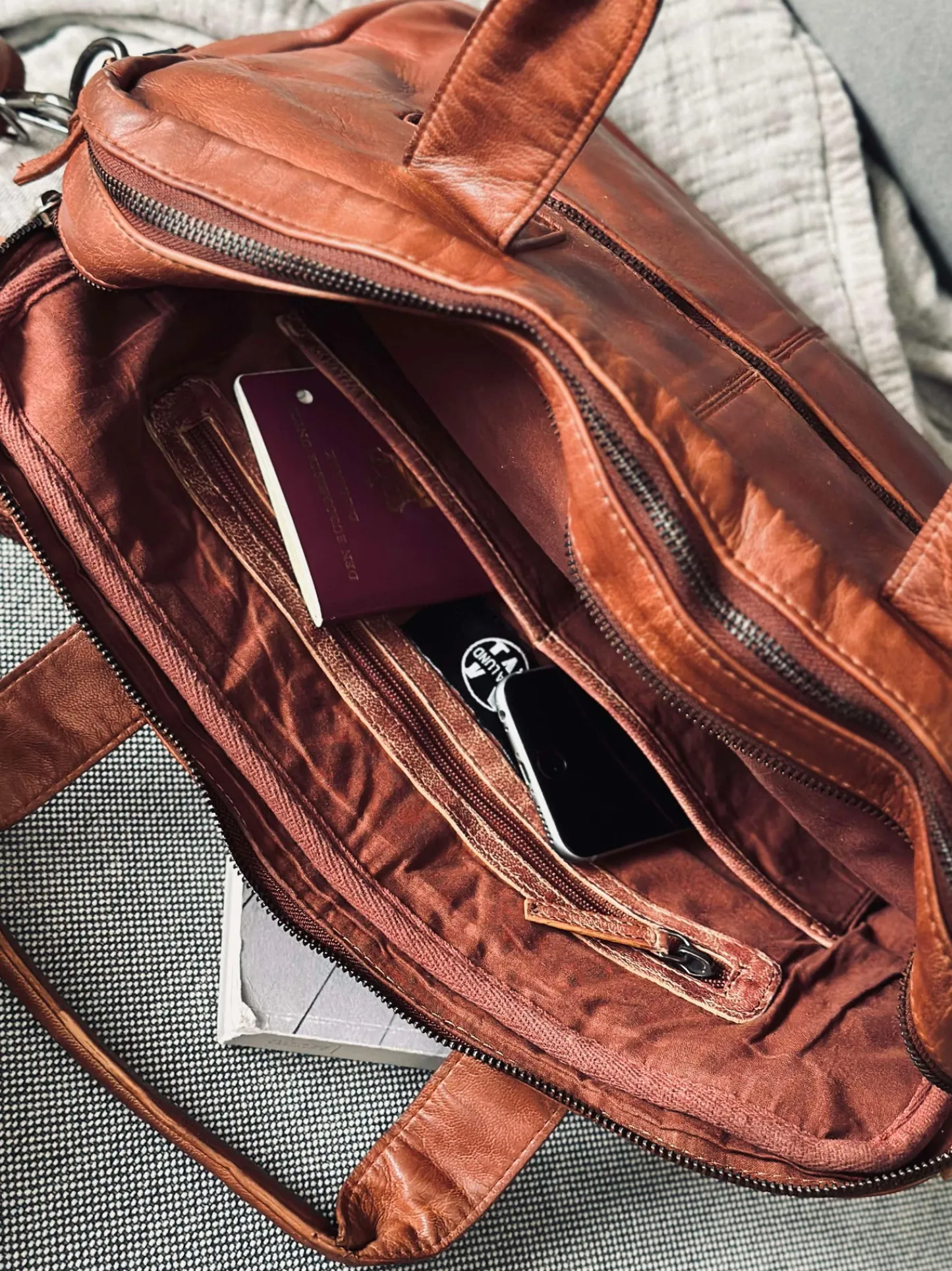 VIAMAJA Arbejdstaske - Cognac Cow leather Outlet