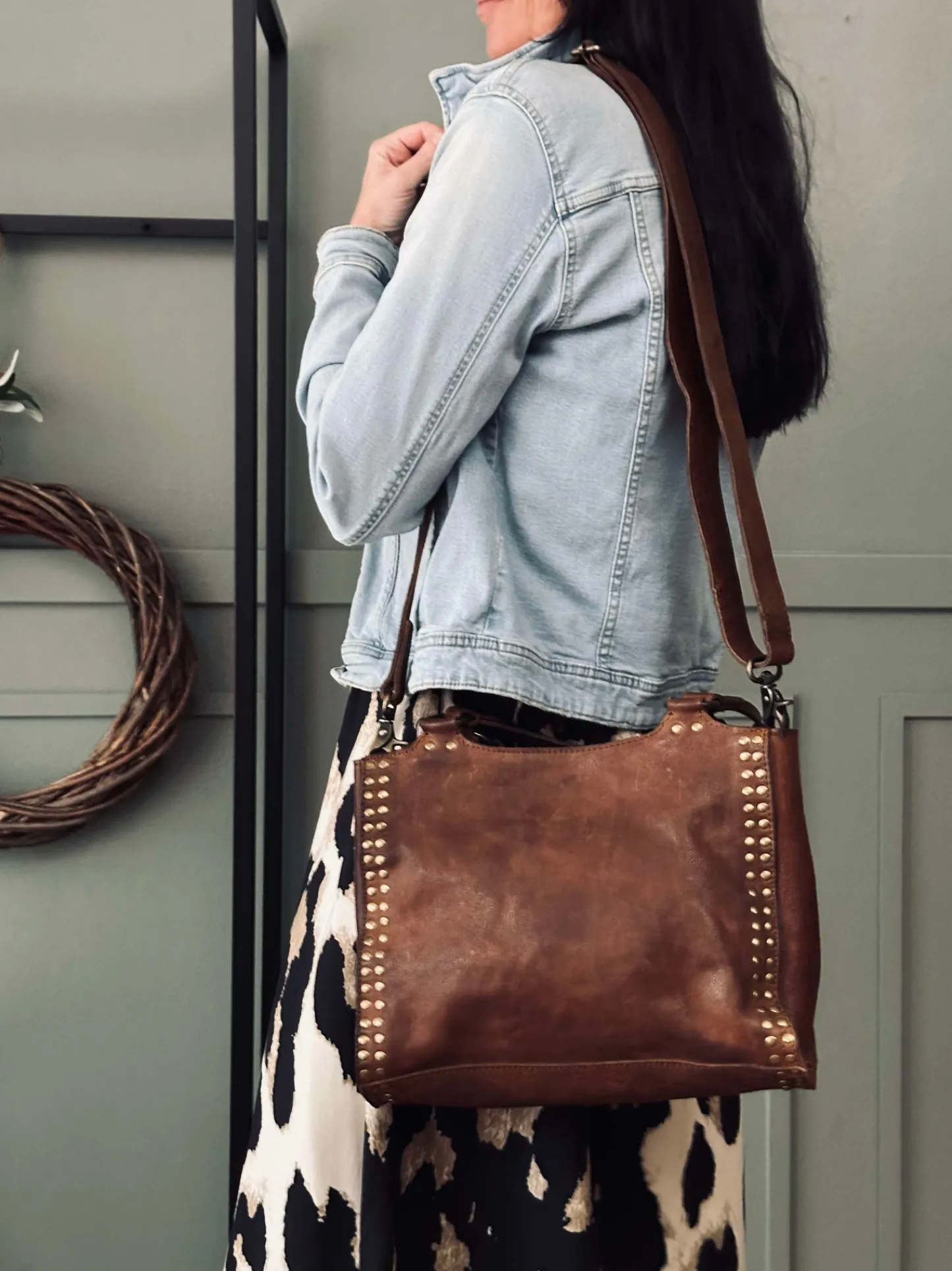 VIAMAJA Arbejdstaske med nitter - Vintage cognac Outlet