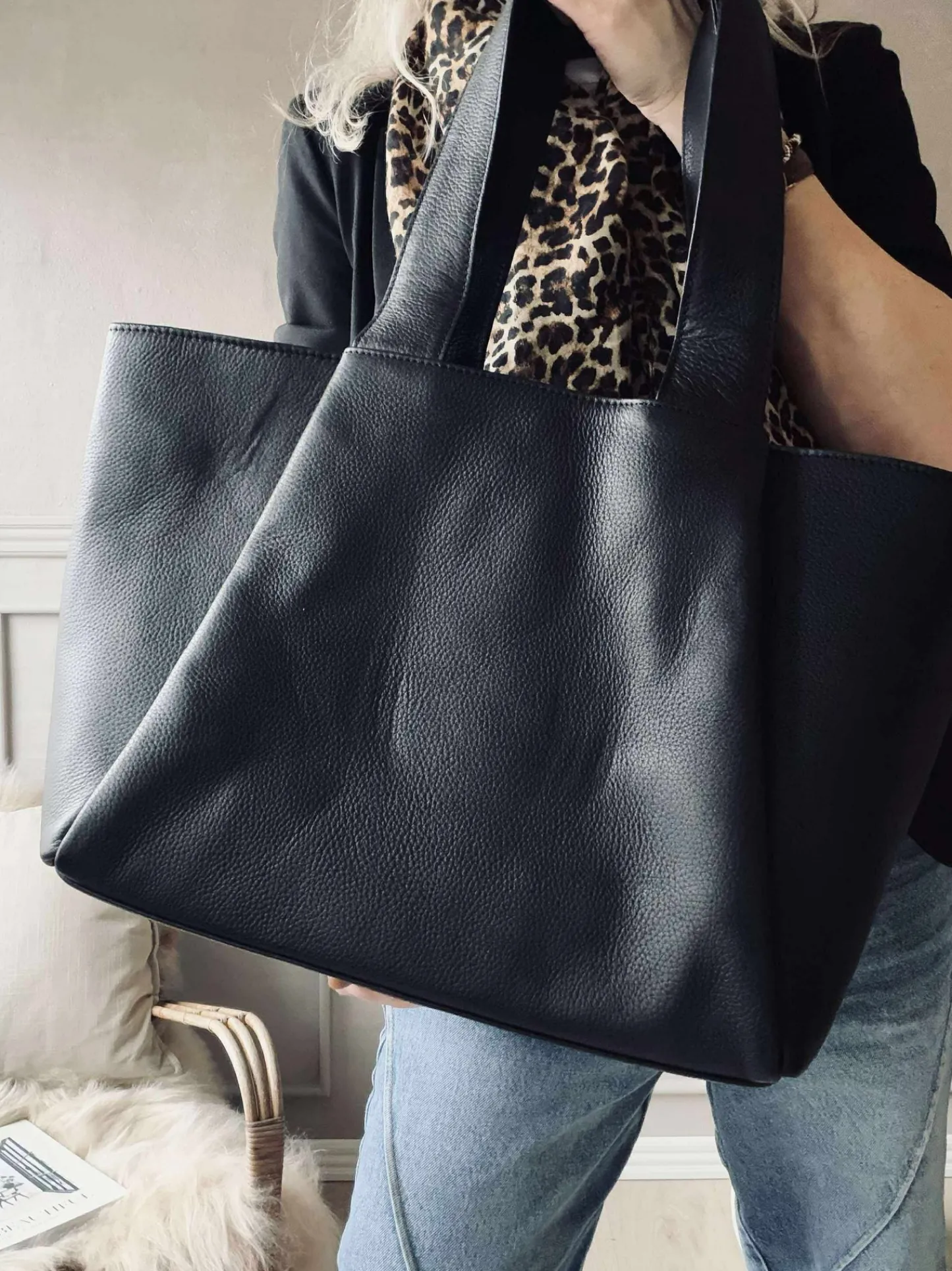 VIAMAJA Arbejdstaske Regina black Best