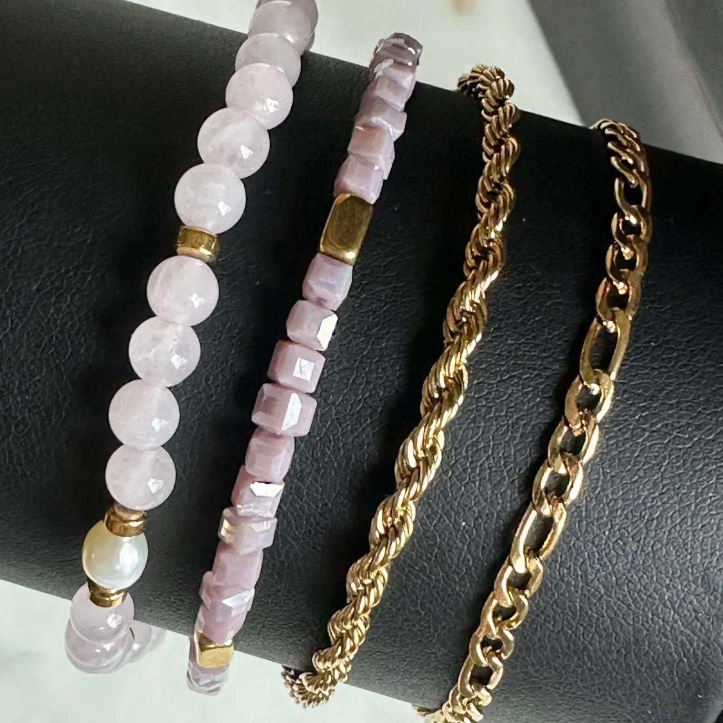 VIAMAJA Armbånd Erika lavendel - Sæt med 4 armbånd New