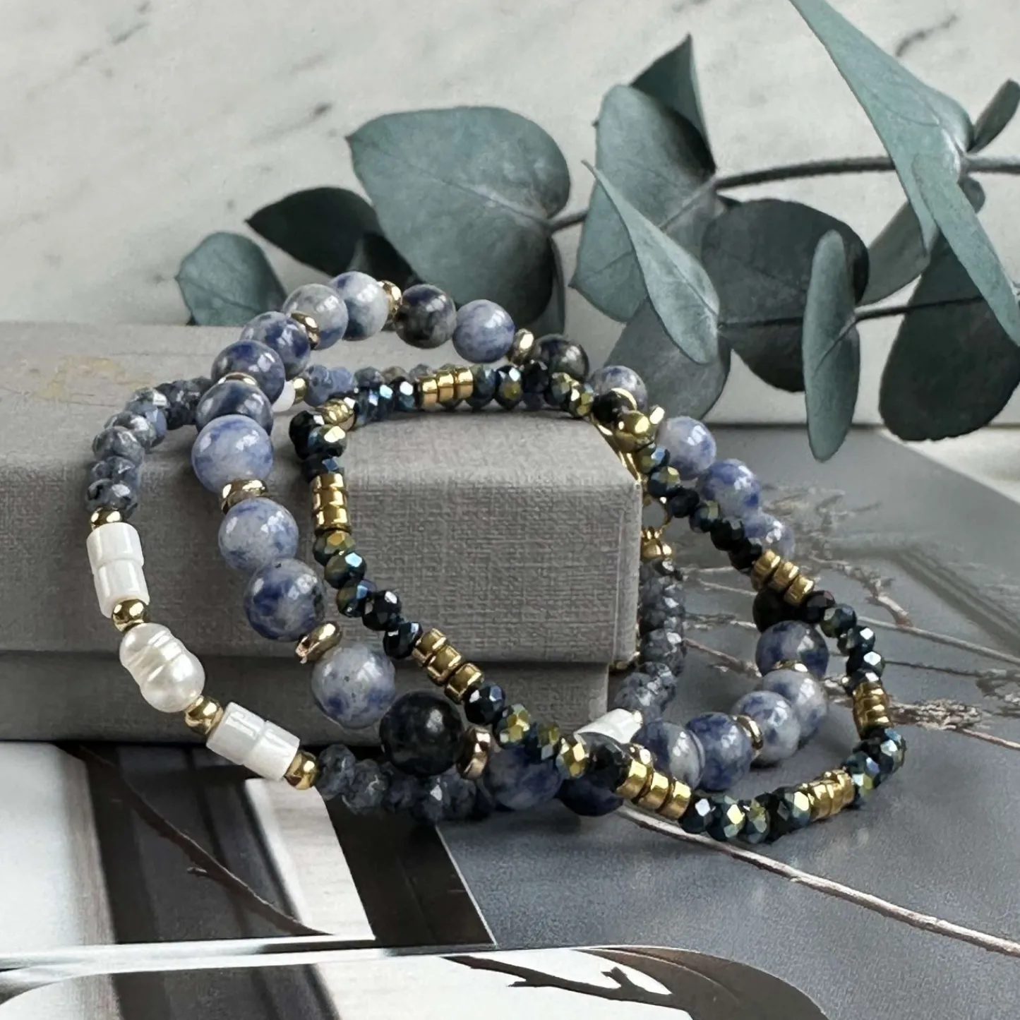 VIAMAJA Armbånd GISELE Blue mix – Sæt med 3 stk Hot