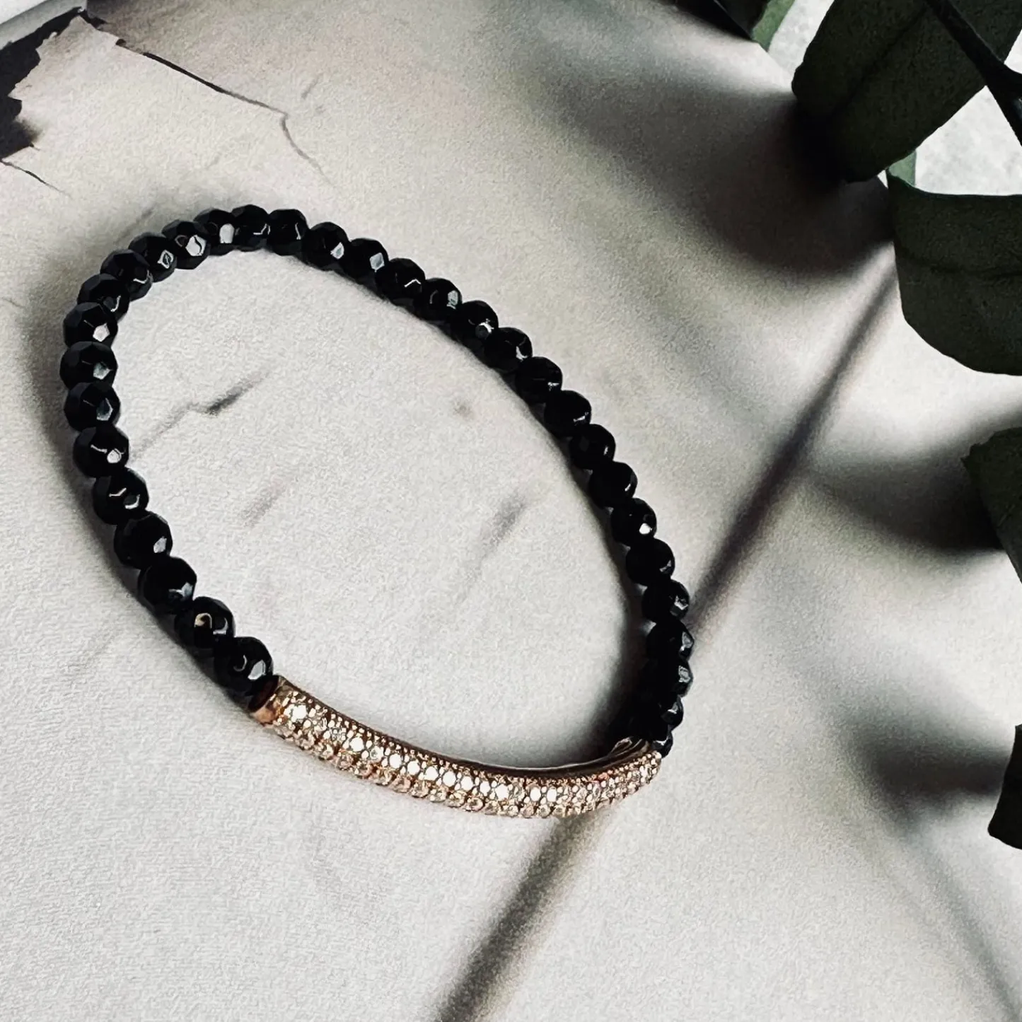 VIAMAJA Armbånd Maja ONYX m. forgyldt sterling silver