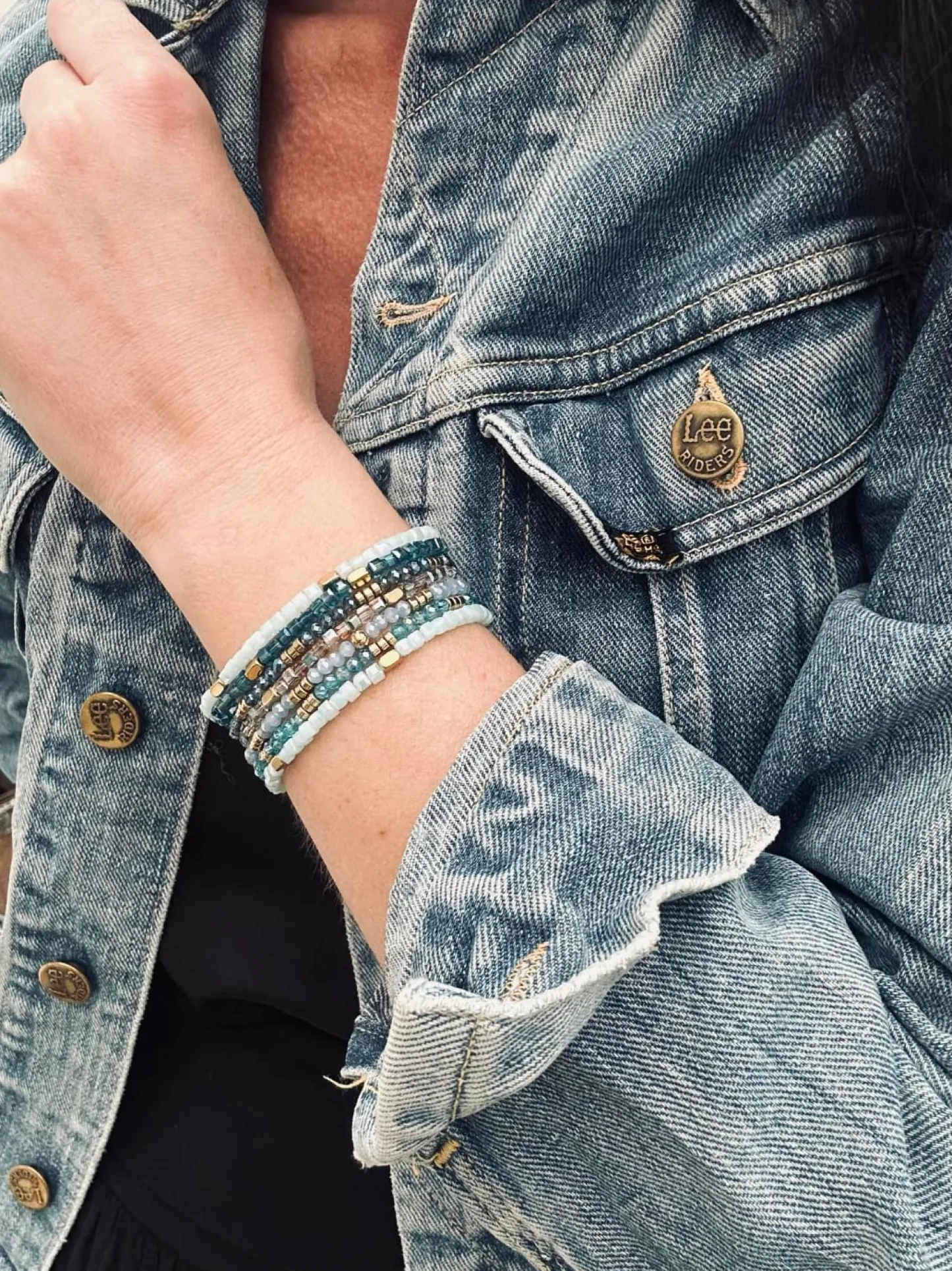 VIAMAJA Armbånd Merle – Blue mix 1.Stk Discount