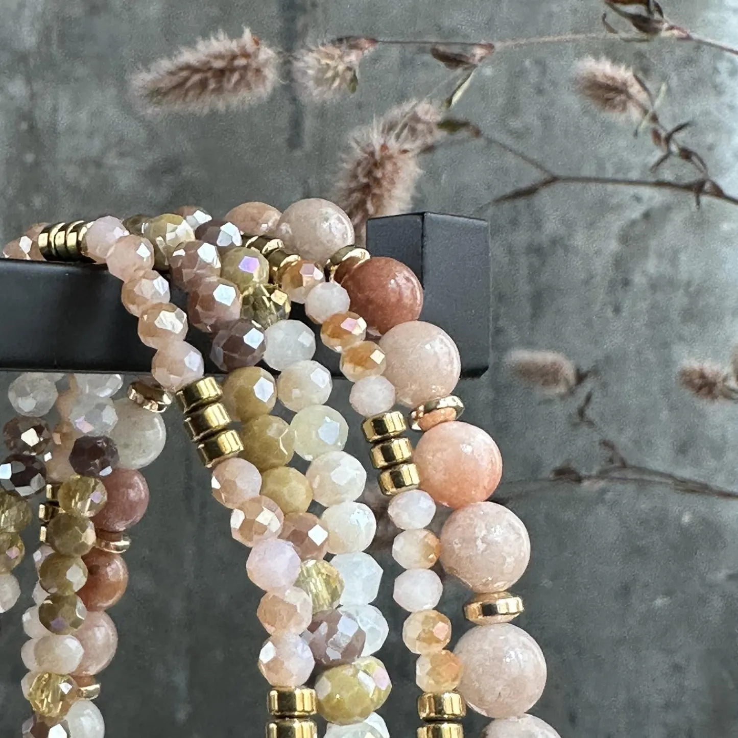 VIAMAJA Armbånd MICHELLE Natur – Sæt med 5 armbånd Clearance