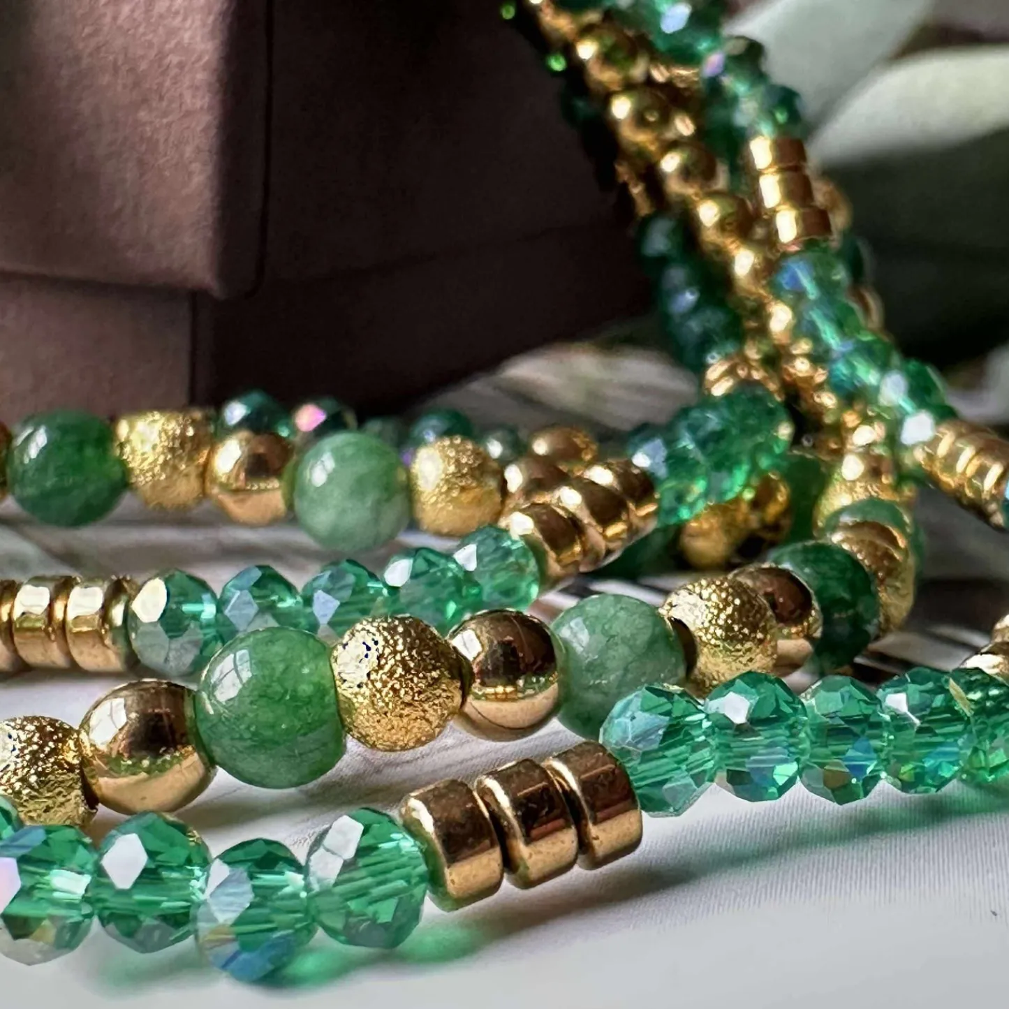VIAMAJA Armbånd Ofelia Emerald - Sæt med 5 armbånd Outlet