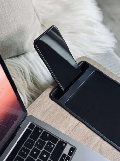 VIAMAJA Bakkebord til laptop og telefon