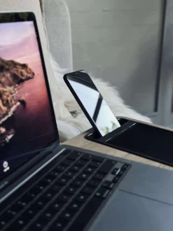 VIAMAJA Bakkebord til laptop og telefon