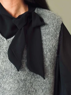 VIAMAJA Bluse m. Sløjfe - Black Clearance