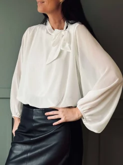 VIAMAJA Bluse m. Sløjfe - White Clearance
