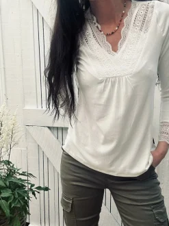 VIAMAJA Bluse med blonde – White