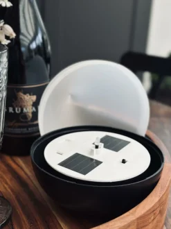 VIAMAJA Bordlampe AURA med solceller Sale