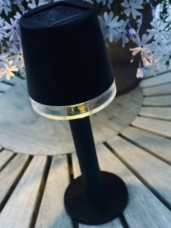 VIAMAJA Bordlampe KIA solar Outlet