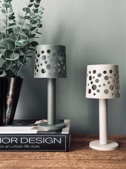 VIAMAJA Bordlampe med solceller - Army Online