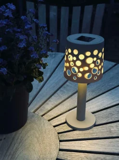 VIAMAJA Bordlampe med solceller - Lys beige