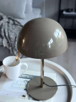 VIAMAJA Bordlampe Oliven New