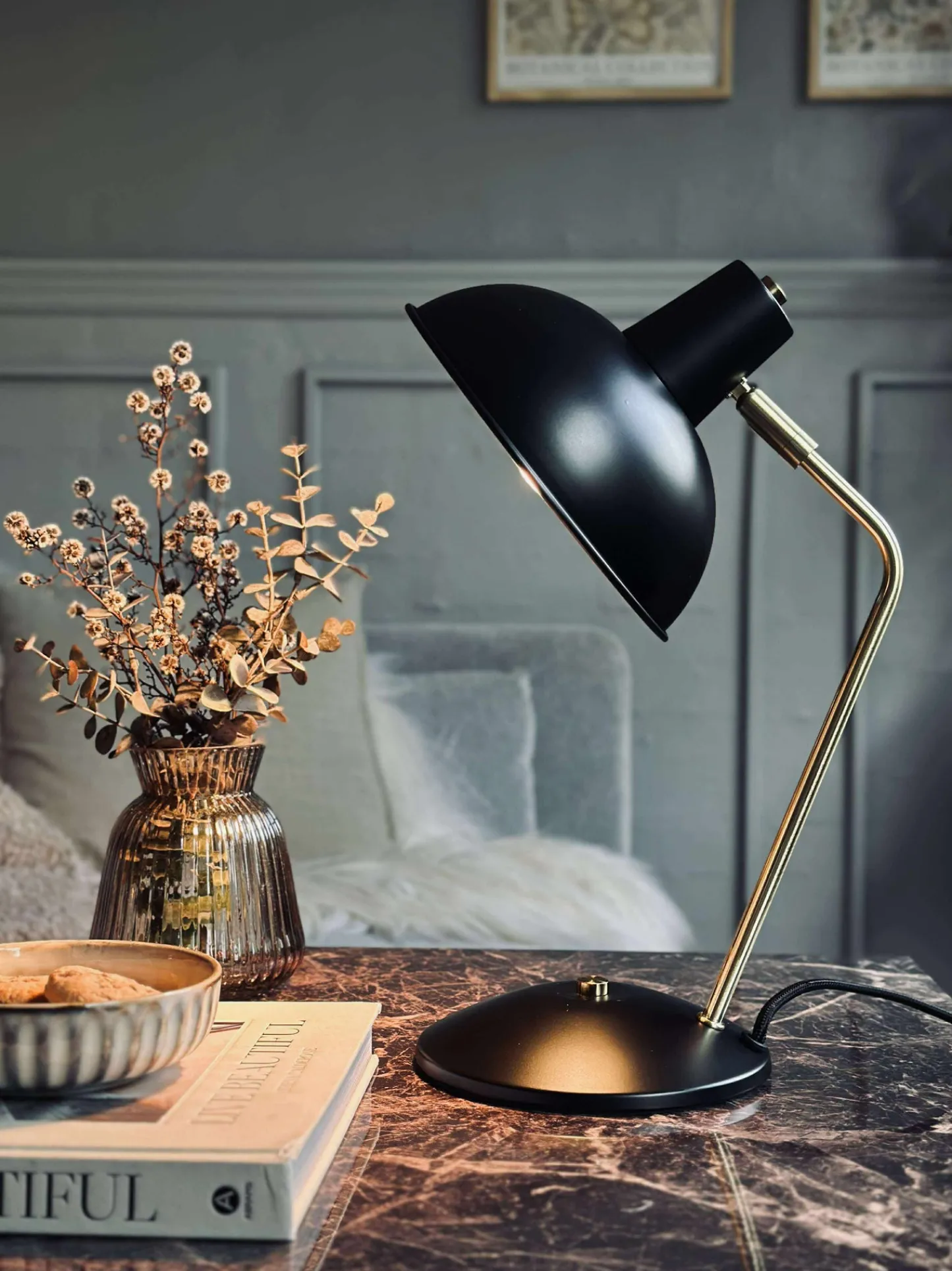 VIAMAJA Bordlampe Retro - Sort / guld Outlet