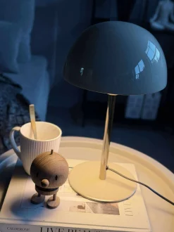VIAMAJA Bordlampe Sand / guld Hot