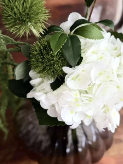 VIAMAJA Buket - Lille hvid hortensia / Lime Clearance