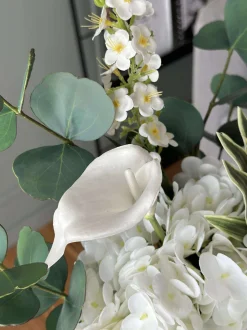 VIAMAJA Buket med hvid hortensia Clearance