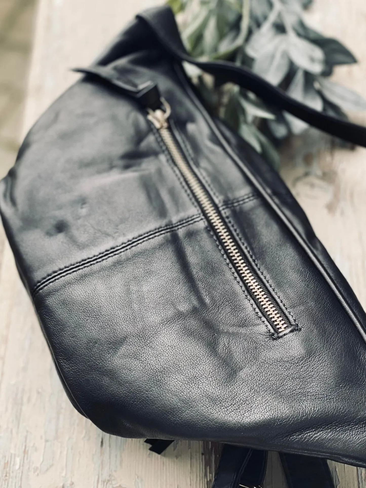 VIAMAJA Bumbag - VINTAGE Black / Gold Online