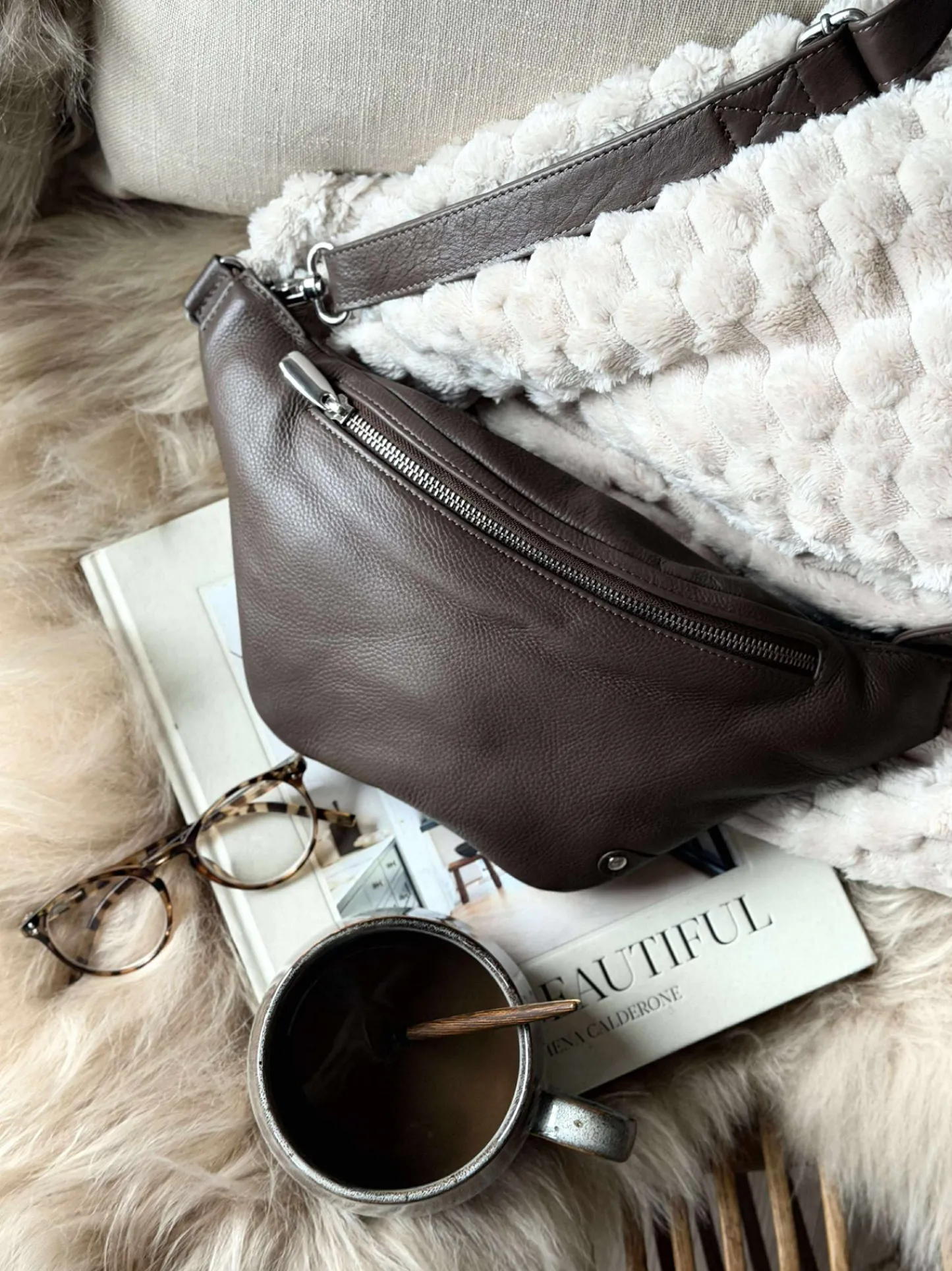 VIAMAJA Bumbag Aura - Dark taupe New