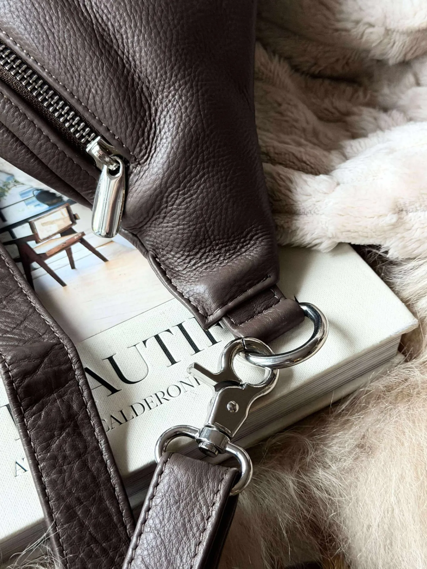 VIAMAJA Bumbag Aura - Dark taupe New