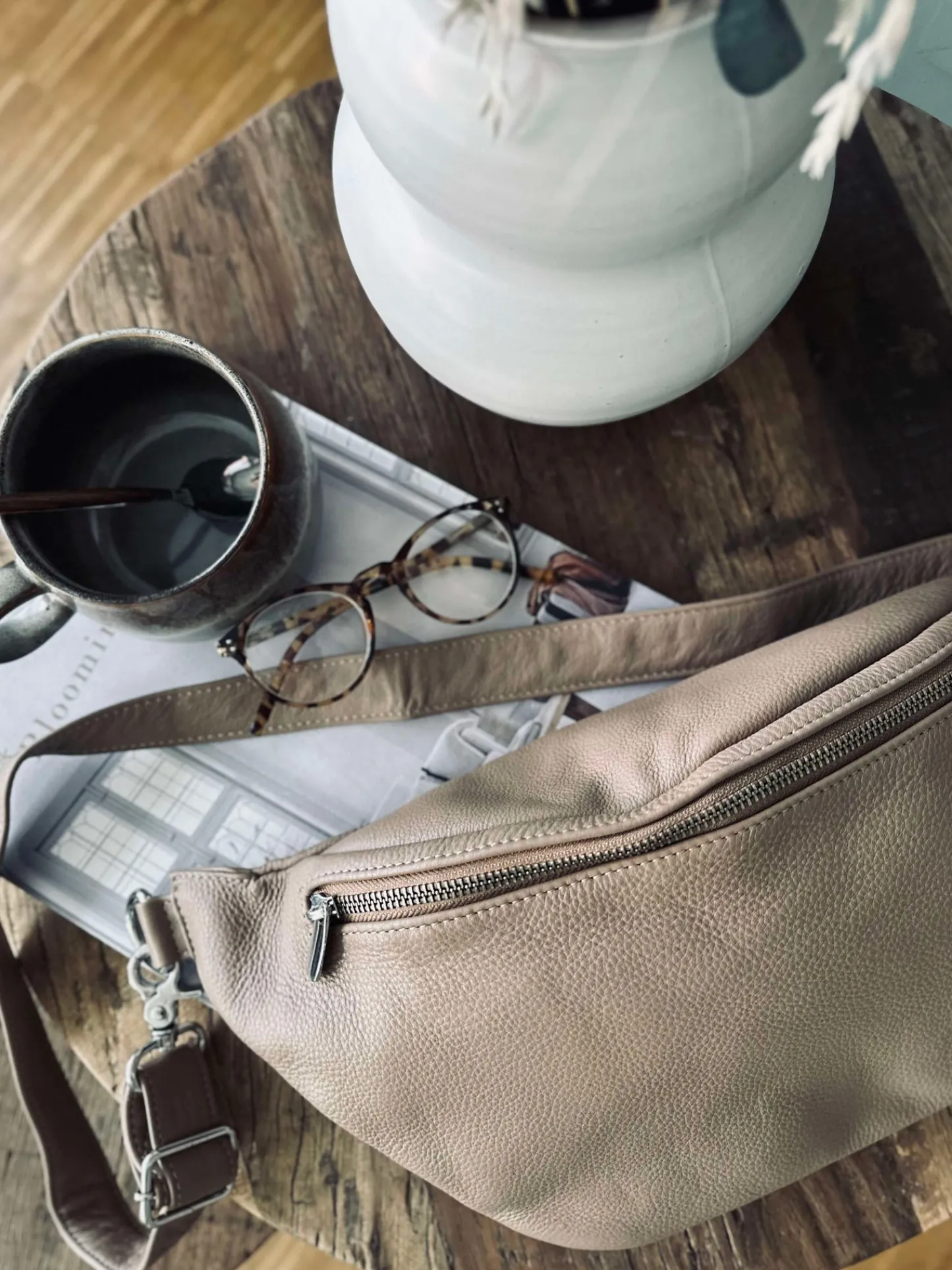 VIAMAJA Bumbag Aura Big Dusty Taupe Online
