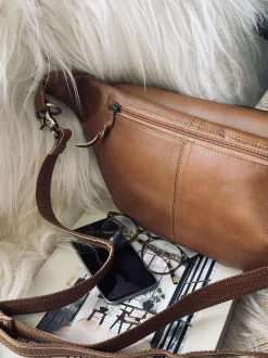 VIAMAJA Bumbag Big Selma - Cognac Best