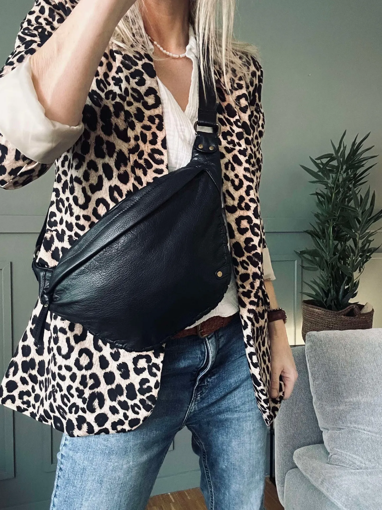 VIAMAJA Bumbag Jennie - Black Online