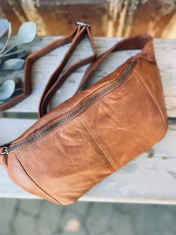 VIAMAJA Bumbag JUNE - BIG Cognac Hot