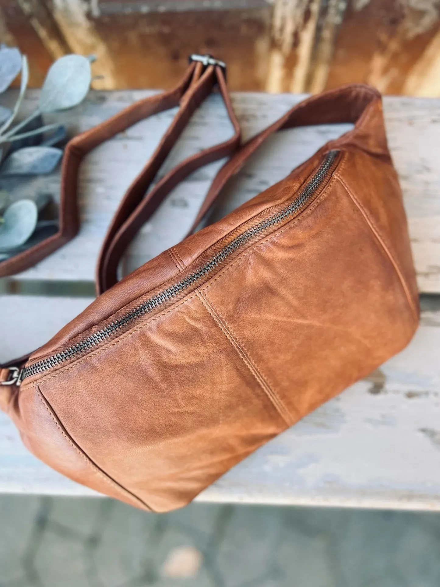 VIAMAJA Bumbag JUNE - BIG Cognac Hot