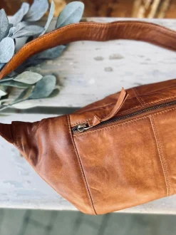 VIAMAJA Bumbag JUNE - BIG Cognac Hot