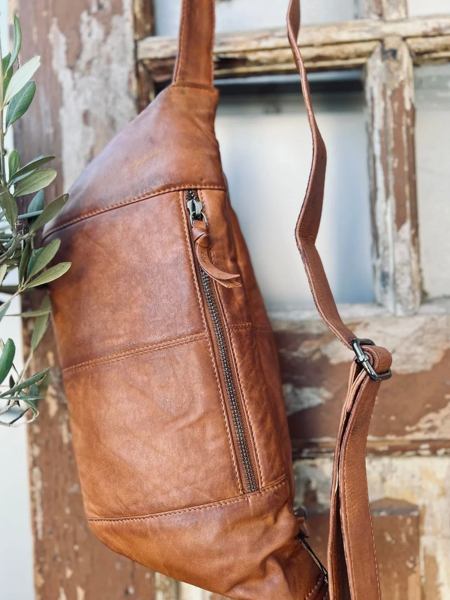 VIAMAJA Bumbag JUNE - BIG Cognac Hot