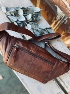 VIAMAJA Bumbag JUNE - BIG Dark cognac New