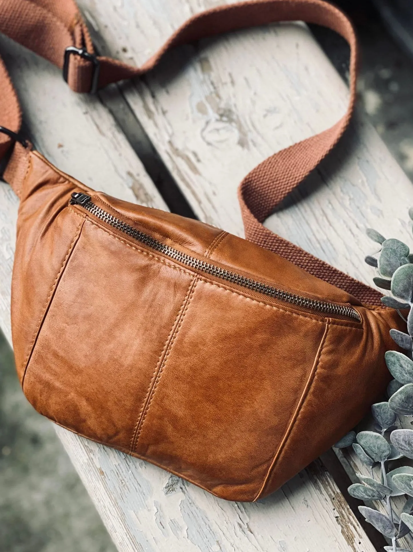VIAMAJA Bumbag JUNE - Cognac