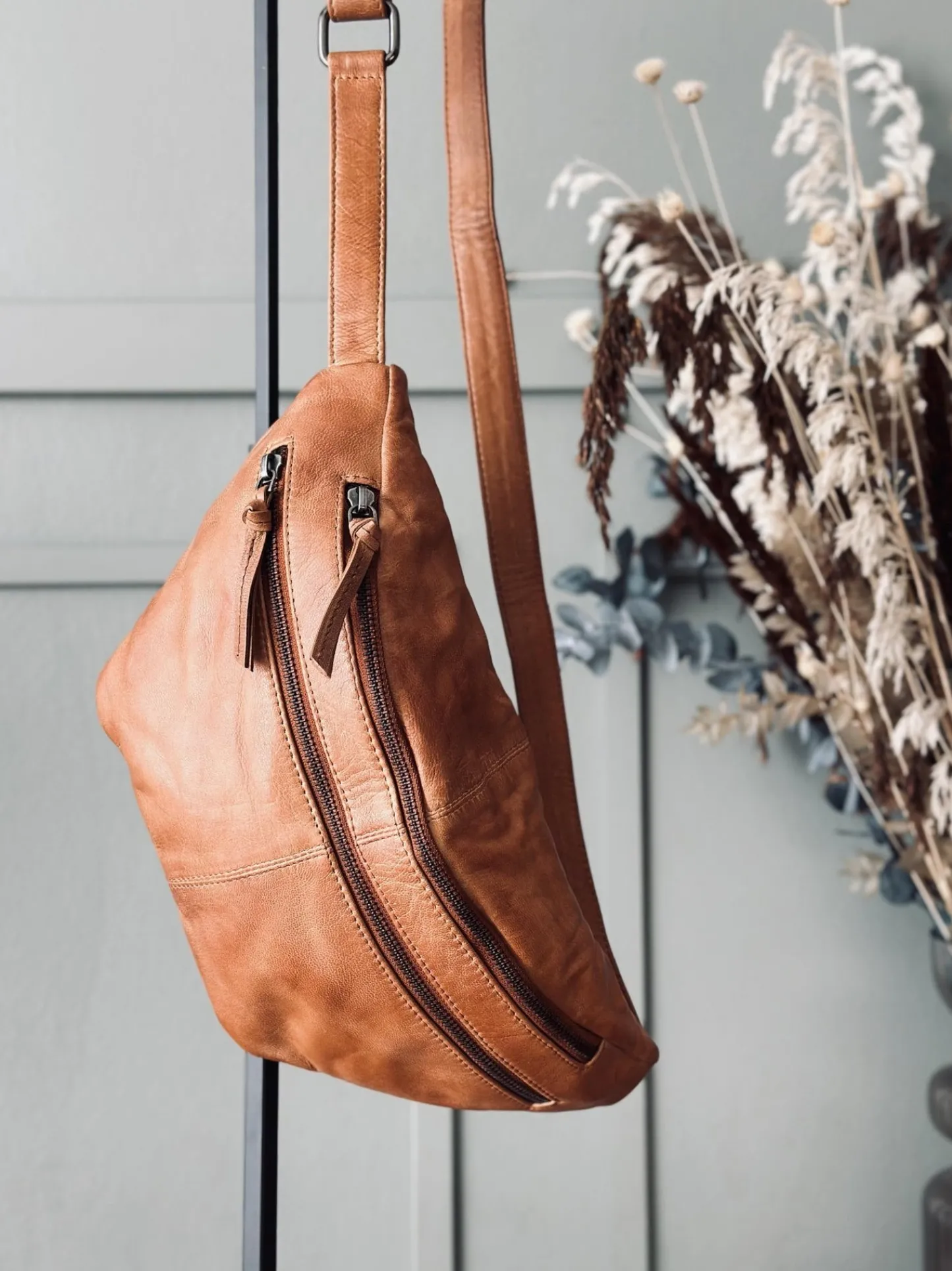 VIAMAJA Bumbag LOCK - Cognac Clearance