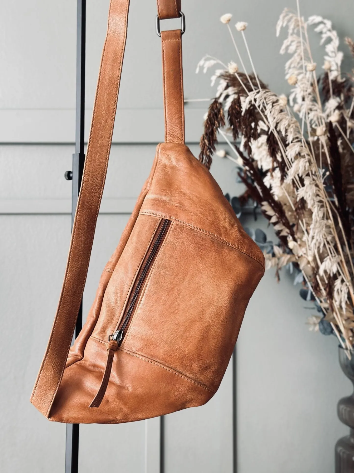 VIAMAJA Bumbag LOCK - Cognac Clearance