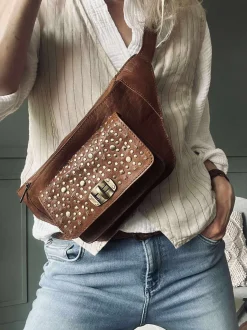 VIAMAJA Bumbag med nitter - Cognac Clearance
