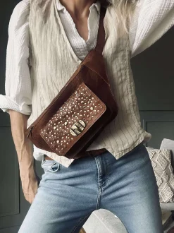 VIAMAJA Bumbag med nitter - Cognac Clearance