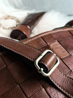 VIAMAJA Bumbag Noor - Walnut Outlet