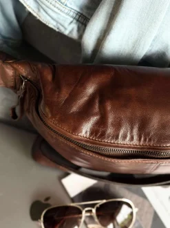 VIAMAJA Bumbag Olivia Dark Cognac Best