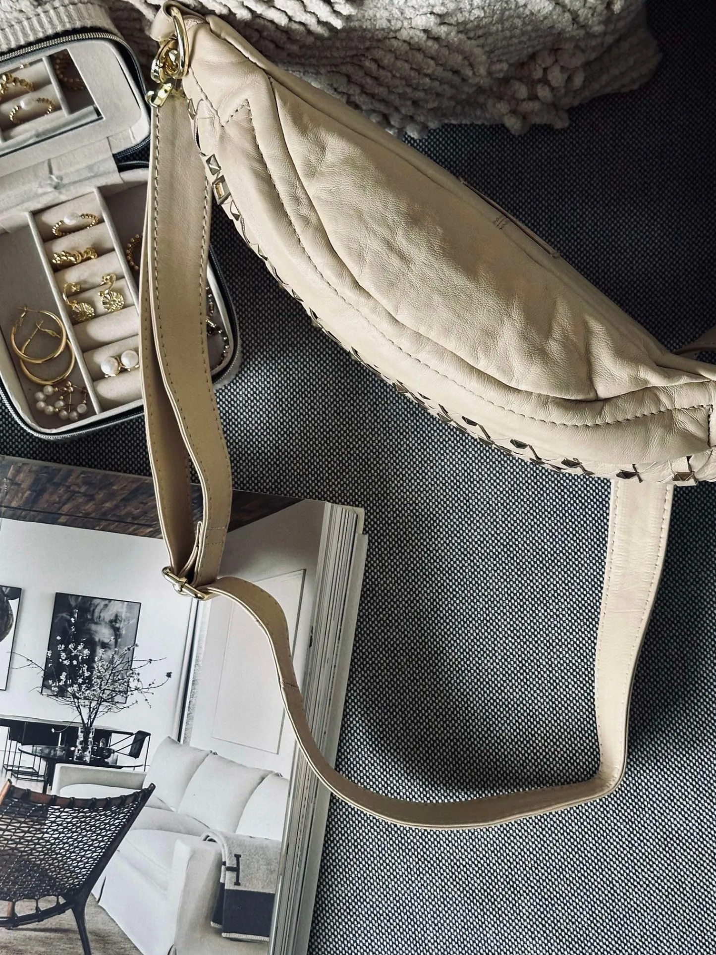 VIAMAJA Bumbag Vanila gold Sale