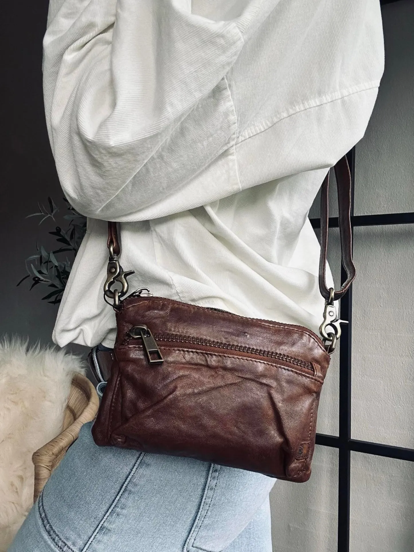 VIAMAJA Clutch / crossover - Chesterfield Sale