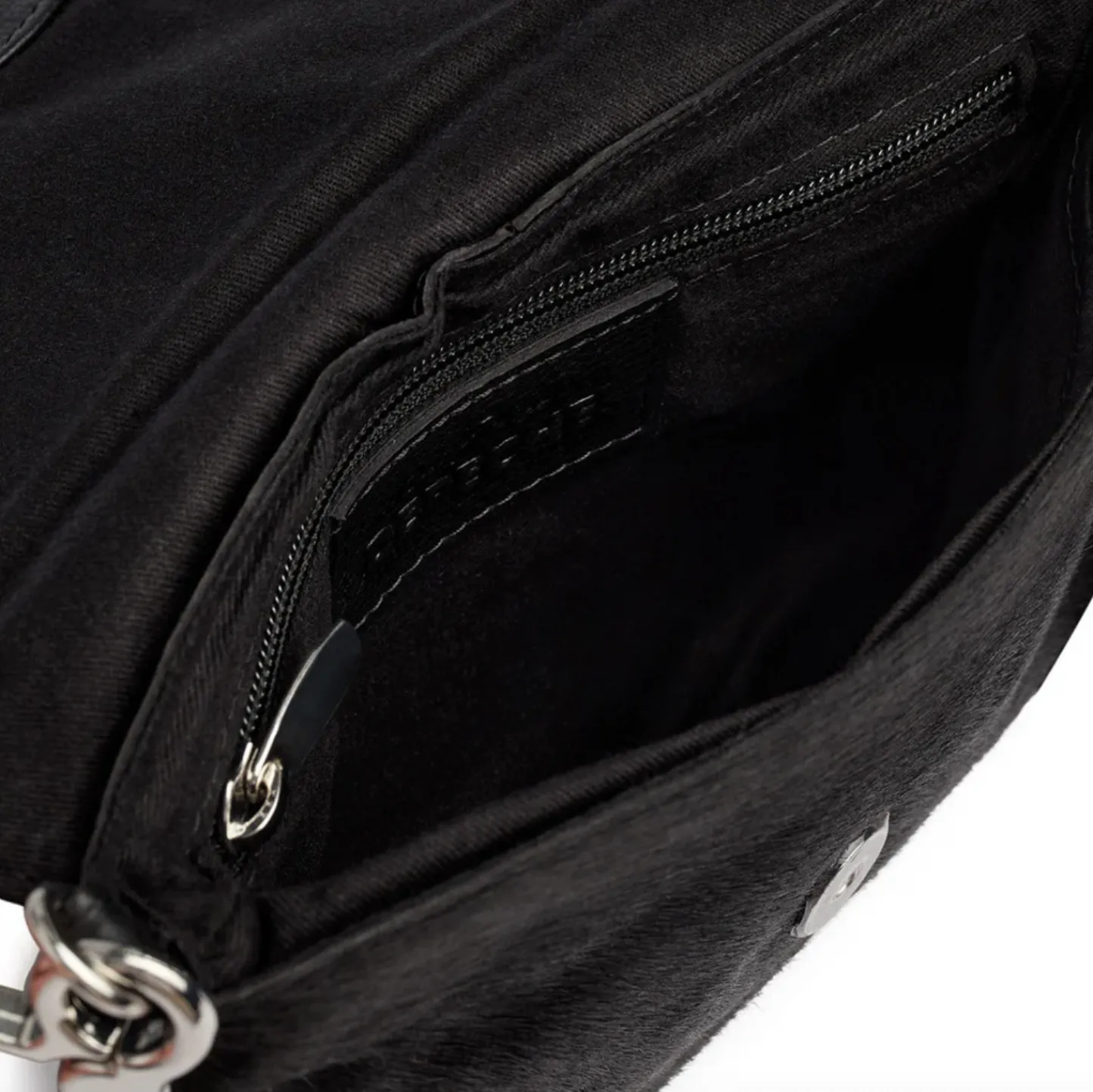 VIAMAJA Clutch - Jet Black Hot