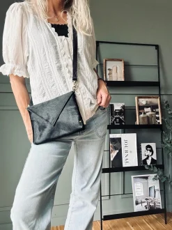 VIAMAJA Clutch - Jet Black Hot