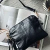 VIAMAJA Clutch croco Best