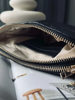 VIAMAJA Clutch croco Best