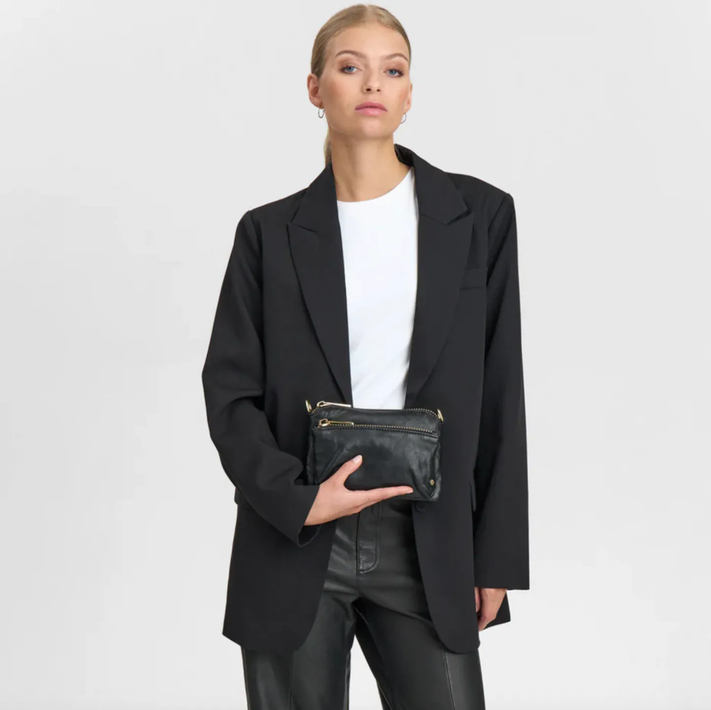 VIAMAJA Clutch crossover - Black / gold Clearance