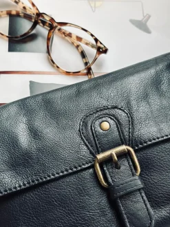 VIAMAJA Clutch Jodi - Black Hot