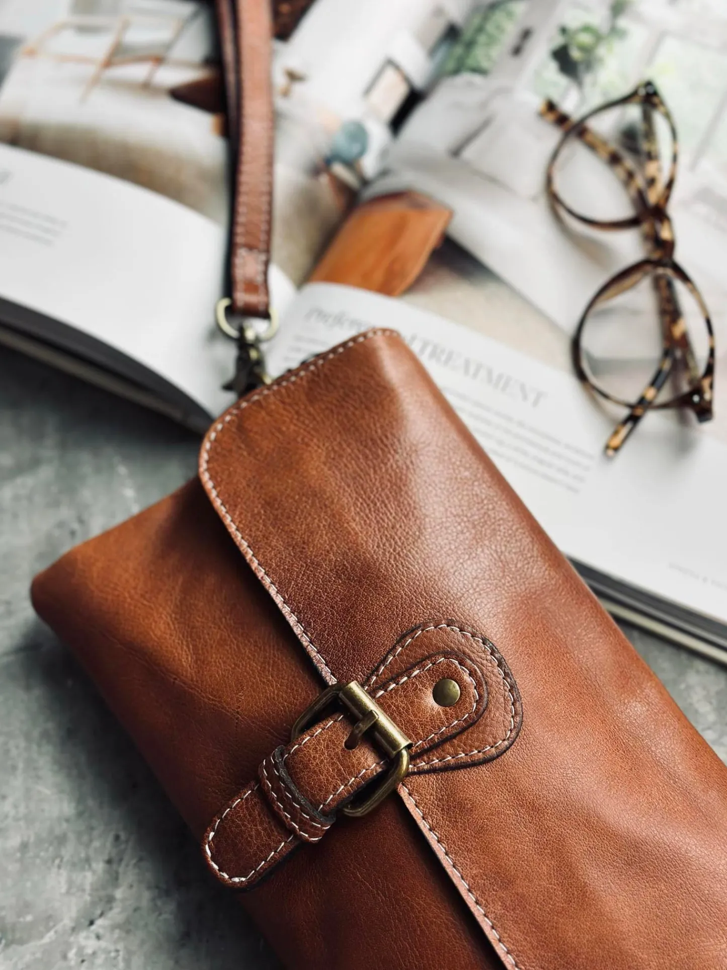 VIAMAJA Clutch Jodi - Walnut Discount
